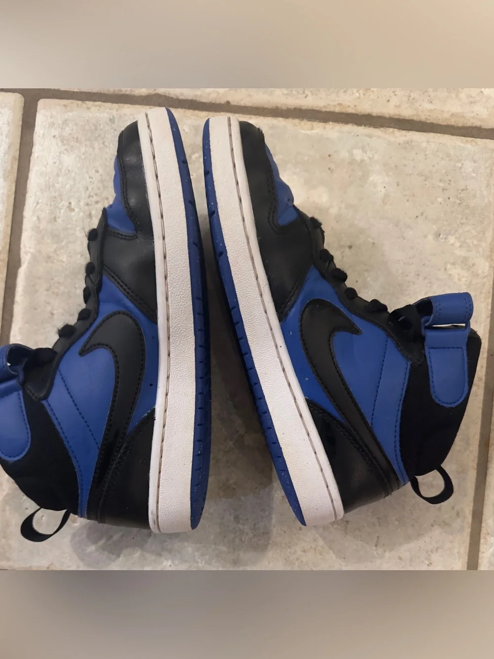 Nike youth high